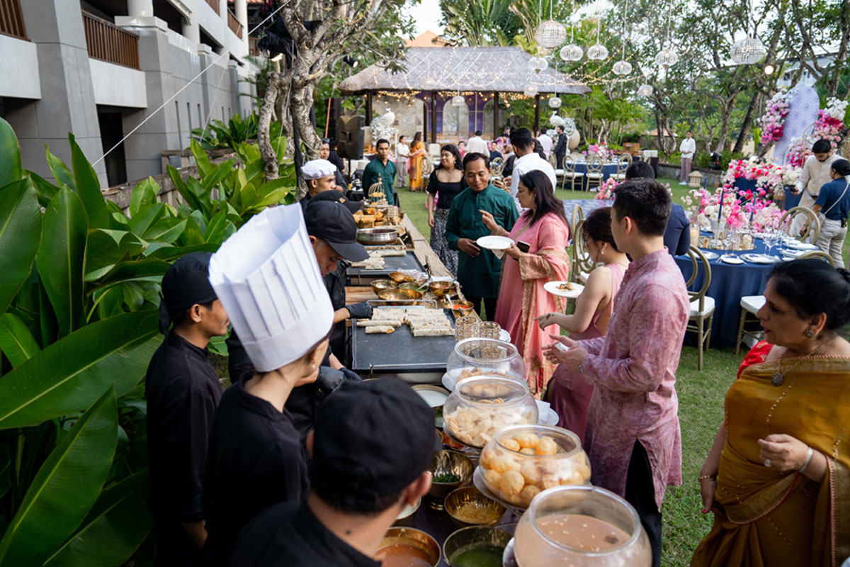 Social Gatherings and Luncheons at Queen’s Tandoor Indian Restaurant Seminyak Bali